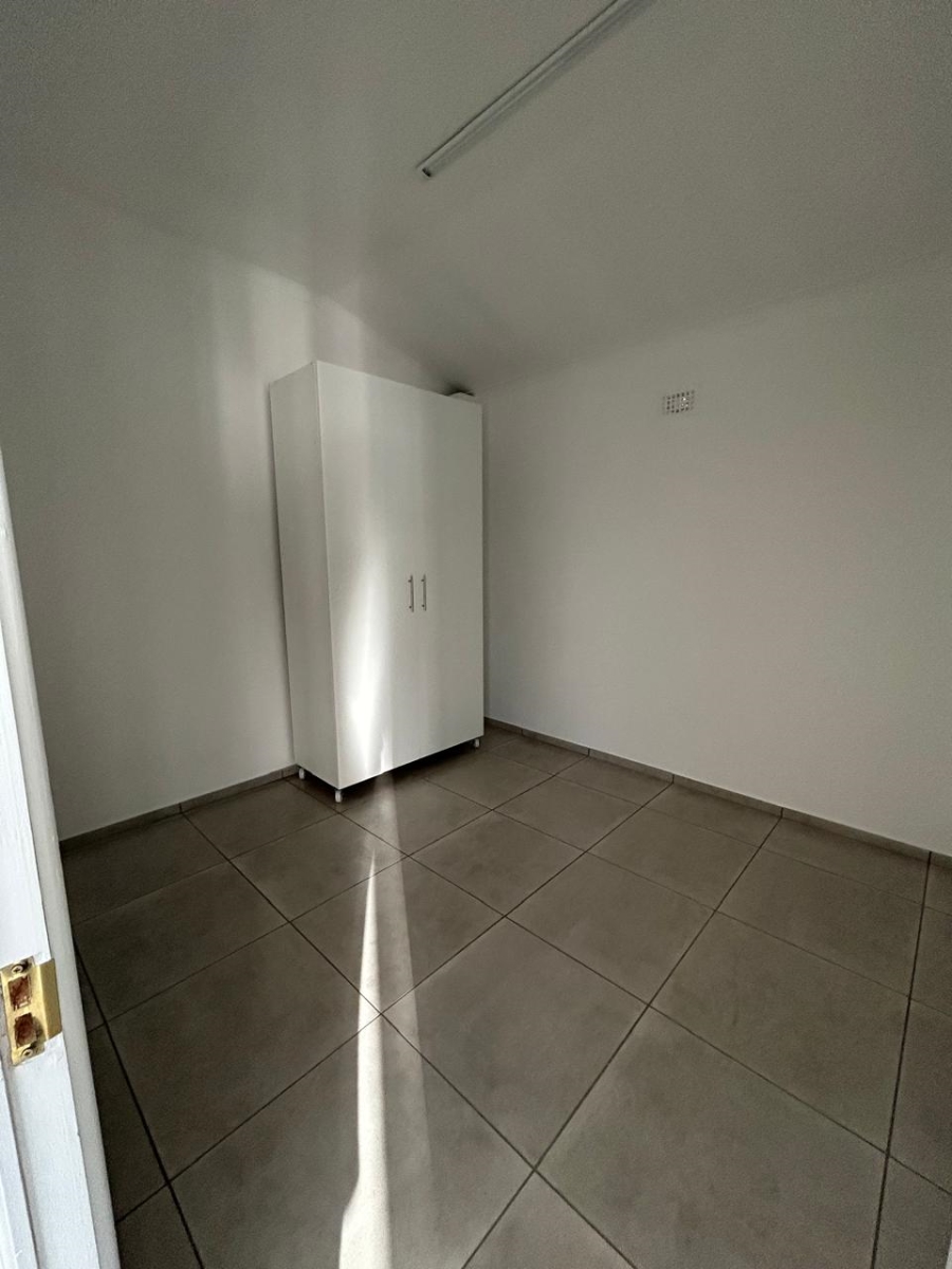 2 Bedroom Property for Sale in Bothasig Western Cape